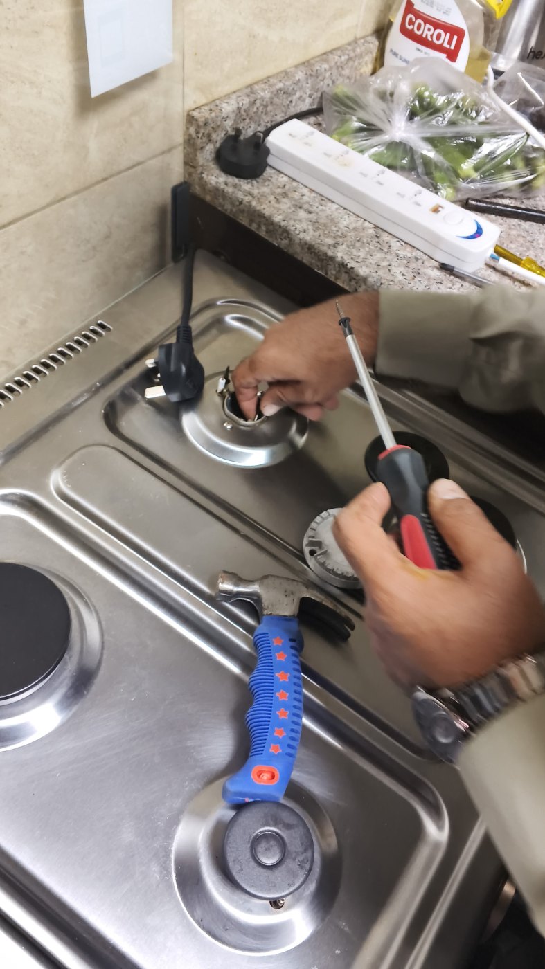Gas hob burner and igniter repair in Sharjah